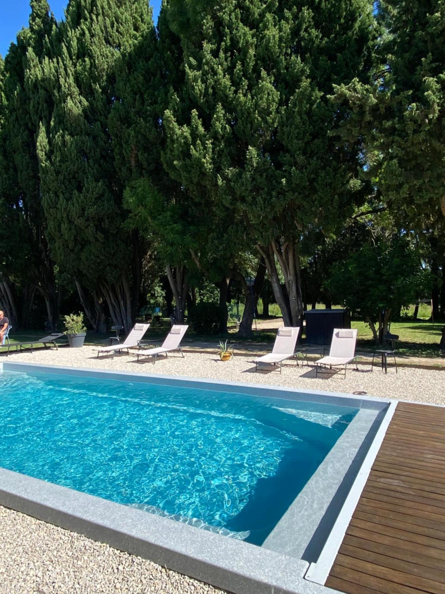 Appartement Les Cypres De L'Ile Avignon Extérieur photo