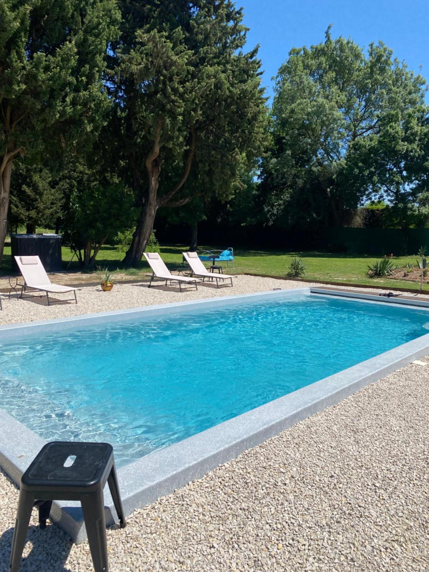Appartement Les Cypres De L'Ile Avignon Extérieur photo
